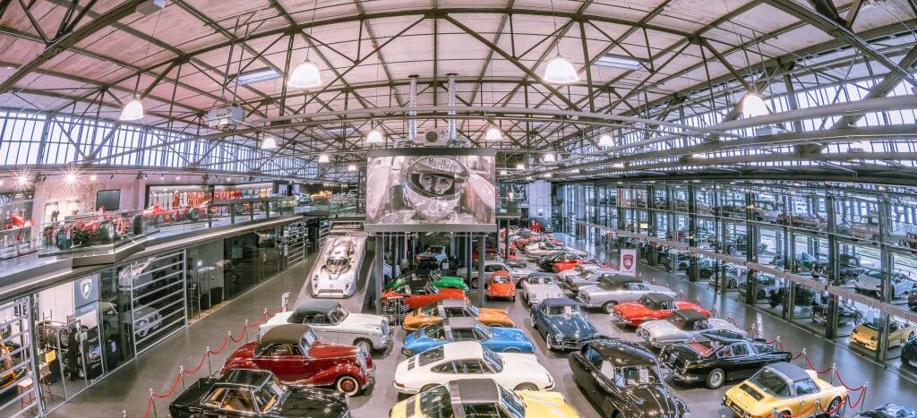 MOTORWORLD_Koeln_INNEN_2-1024x467