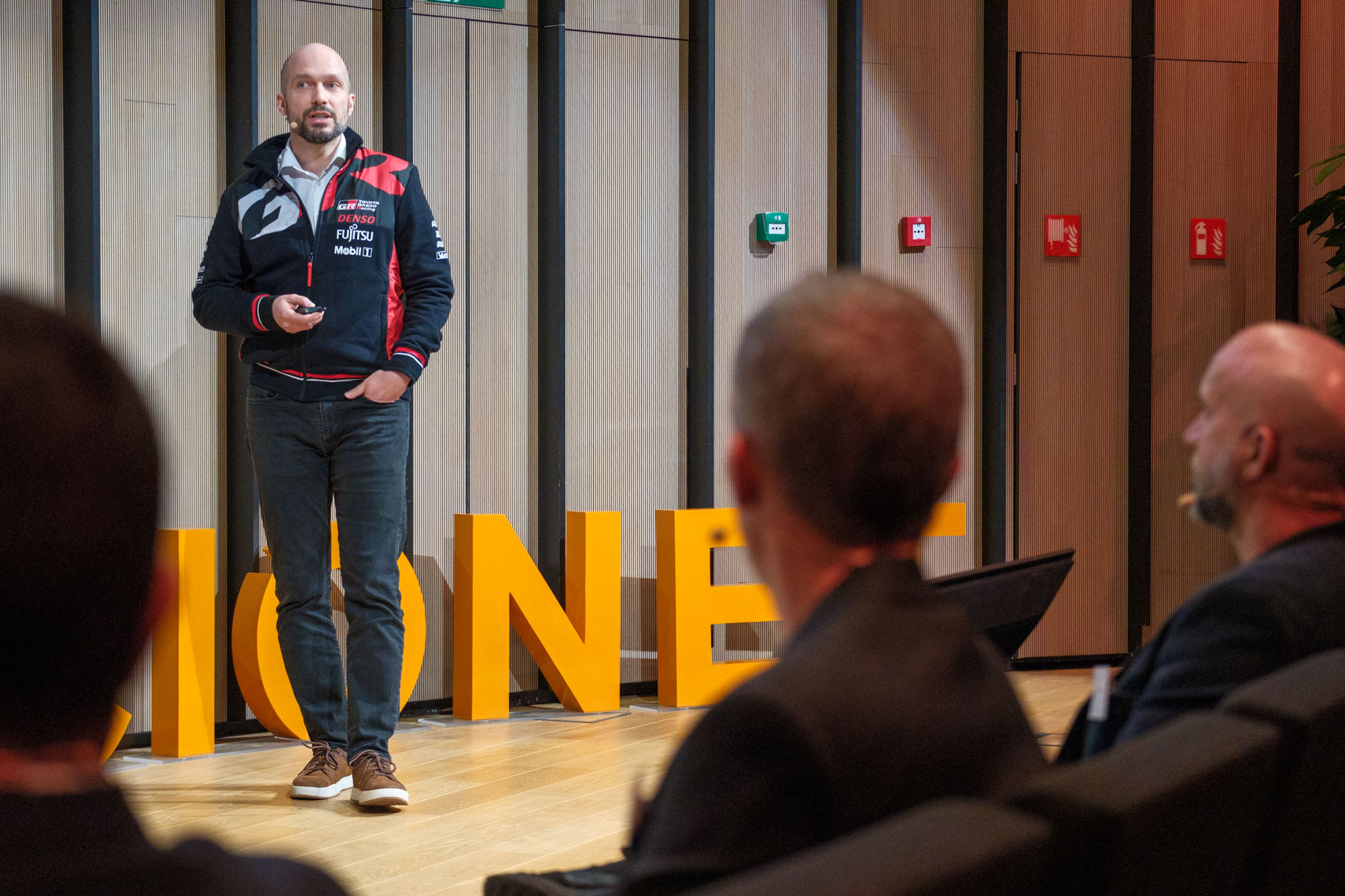 BE20251211_ARCH_goodie bag pictures