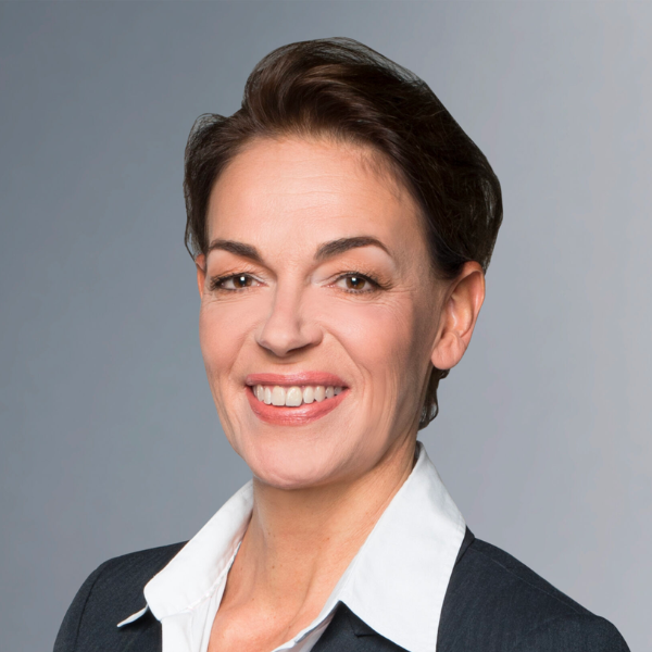 Bettina Jakobi