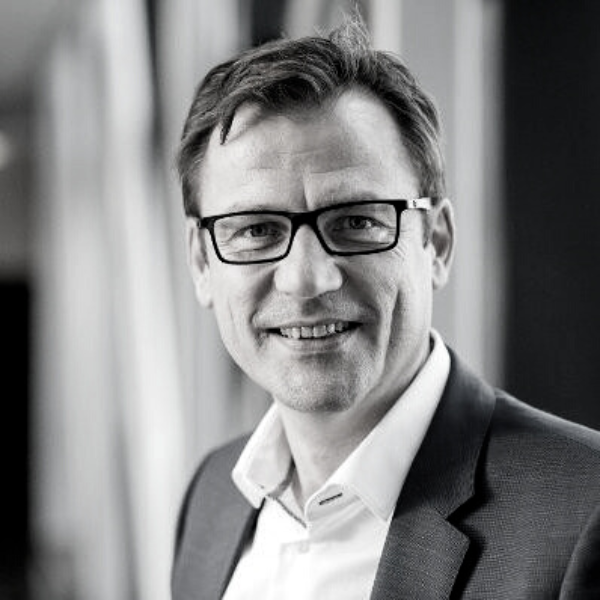 Daniel Eycken - CIONET