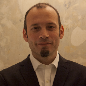 Javier Lázaro