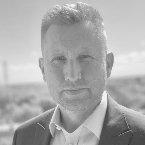 Mariusz_Nowak-1