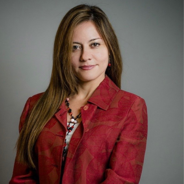Claudia Alvarez 