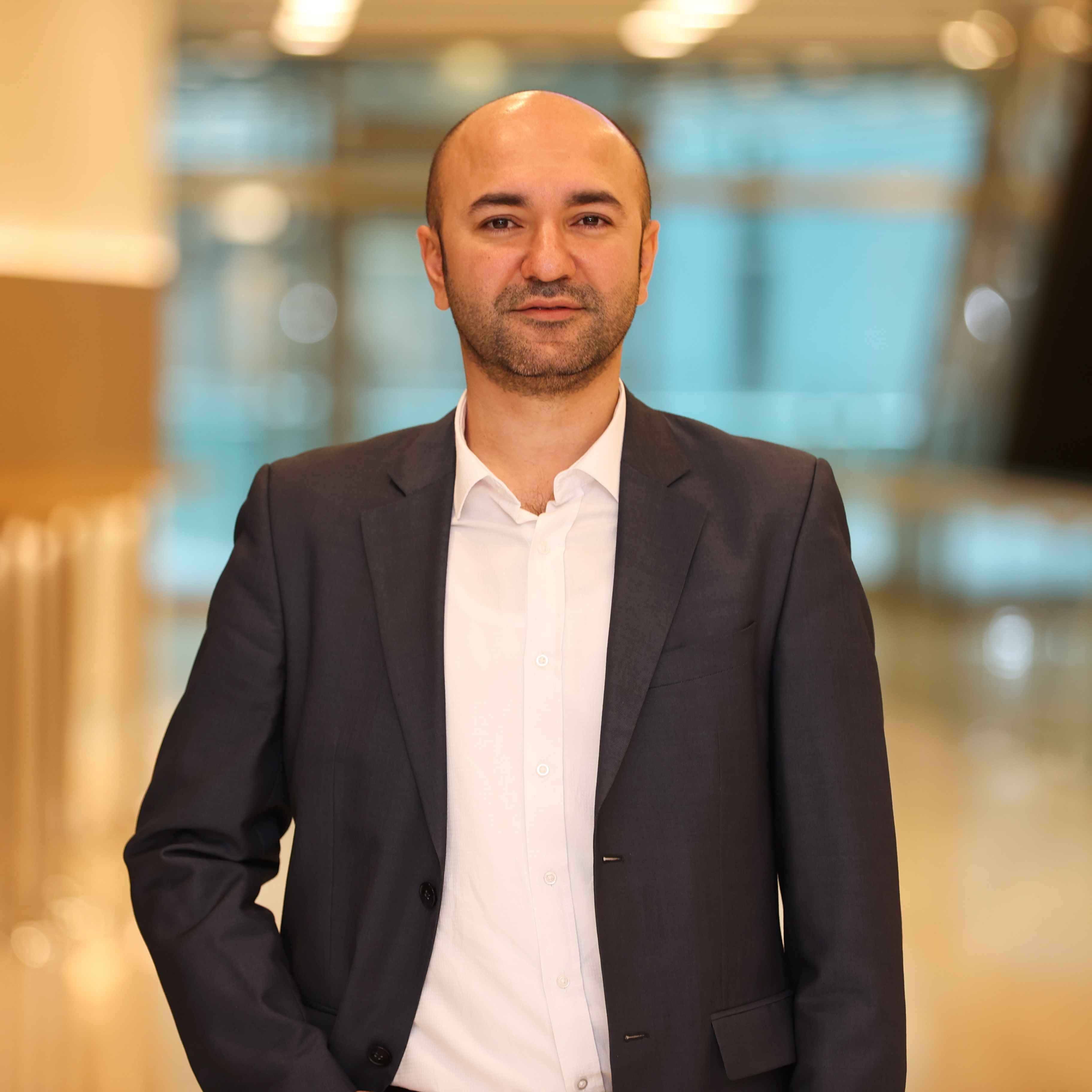 Salih  Eligüzel