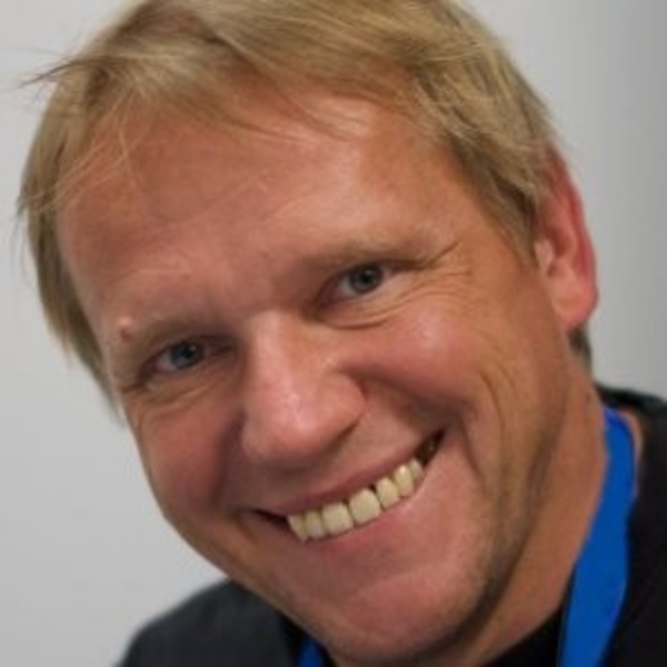 CIONETUK-GitLab-Moving Clouds-Ralf 